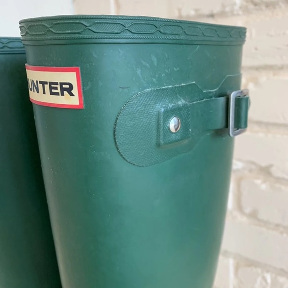❌SOLD❌ Tall Hunter Green Rainboots - Picture 5 of 8